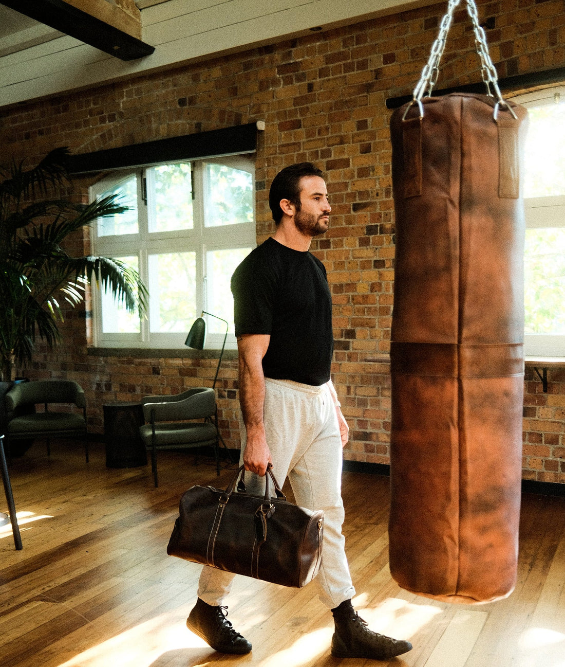 RETRO HERITAGE BROWN LEATHER HEAVY PUNCHING BAG (UN-FILLED) 3ft